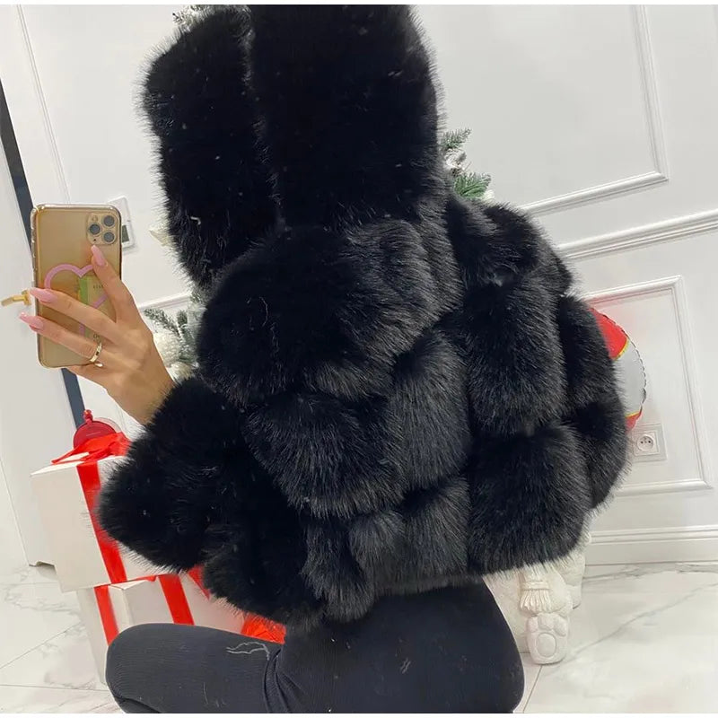 Solid Short Hooded Faux Fur Coat Women Chic Full Sleeve Zipper Cropped Loose Warm Coats Lady Winter Daily Highstreet Outerwears