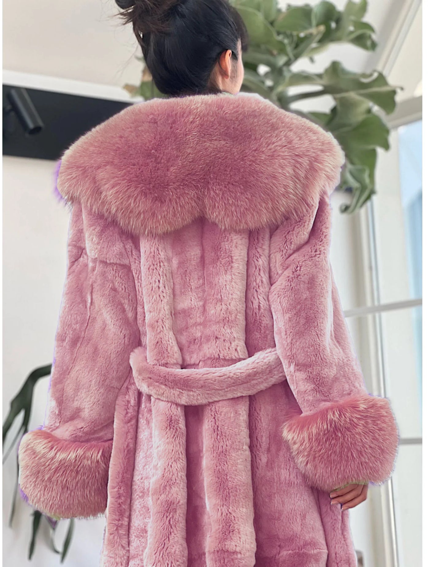 2026 Autumn and Winter Big Fur Collar Fashion Fur Coat Women's Mid-Length Thickened European and American Loose Temperament Coat