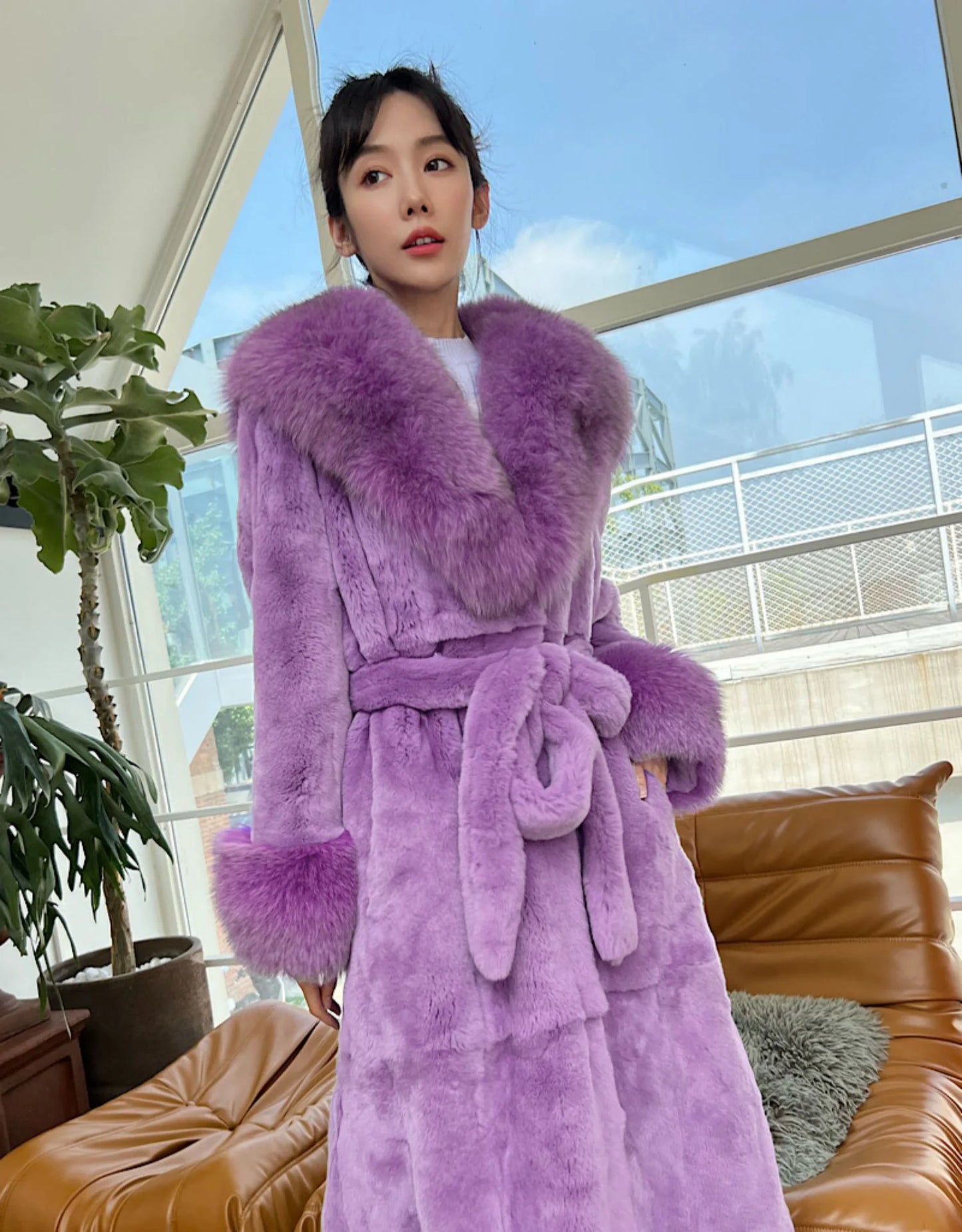 2026 Autumn and Winter Big Fur Collar Fashion Fur Coat Women's Mid-Length Thickened European and American Loose Temperament Coat