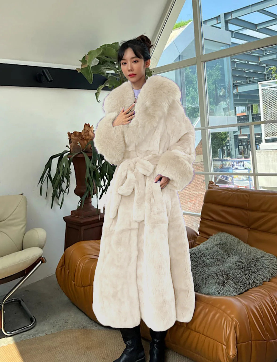 2026 Autumn and Winter Big Fur Collar Fashion Fur Coat Women's Mid-Length Thickened European and American Loose Temperament Coat