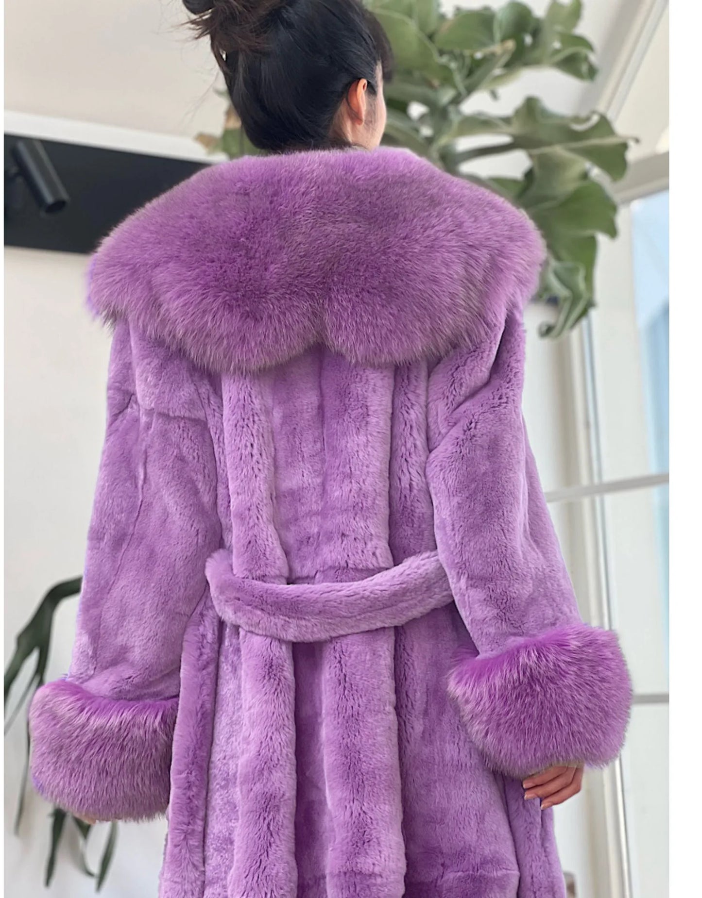 2026 Autumn and Winter Big Fur Collar Fashion Fur Coat Women's Mid-Length Thickened European and American Loose Temperament Coat