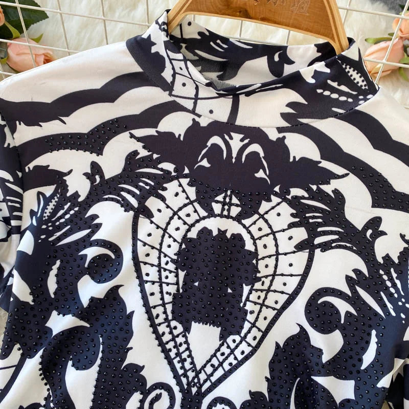 Women Bodysuit 2025 New Spring Fashion Diamonds Long Sleeve T-shirt Casual Streetwear Floral Print Sexy Skinny Bodycon Tops