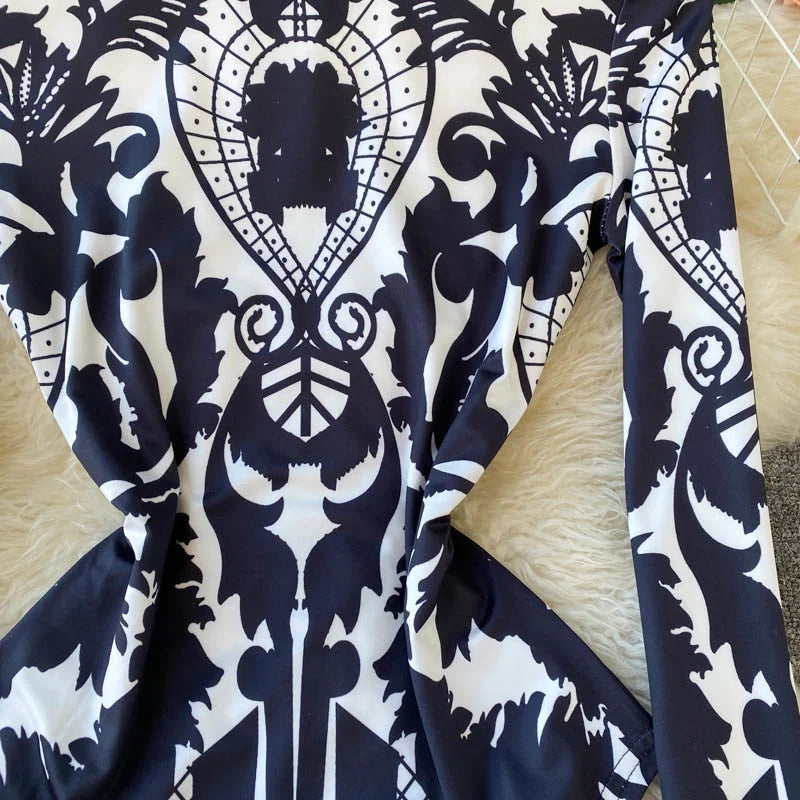 Women Bodysuit 2025 New Spring Fashion Diamonds Long Sleeve T-shirt Casual Streetwear Floral Print Sexy Skinny Bodycon Tops